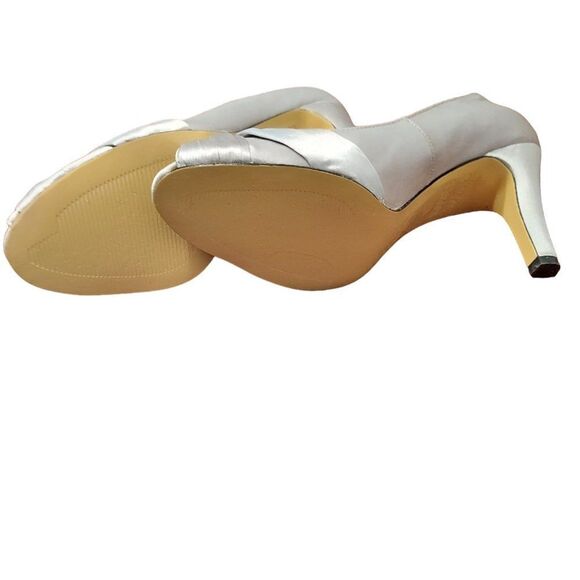 Vintage Mootsies Tootsies 6 1/2 M VGC Silver - Picture 7 of 7